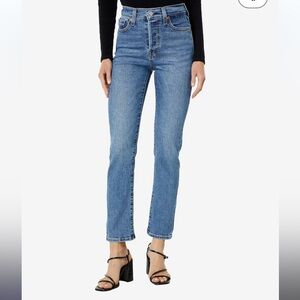 Levi’s Women’s Straight Wedgie Jeans